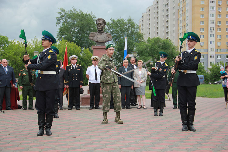 Празднование 215-й годовщины со дня рождения великого флотоводца России П.С. Нахимова состоялось в Нижнем Новгороде