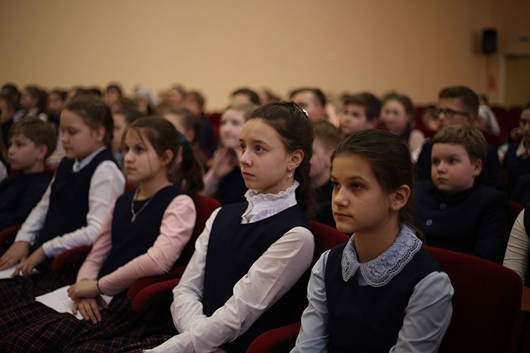 Урок мужества ко Дню защитника Отечества прошел в нижегородской Православной гимназии имени Александра Невского