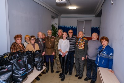 Сотрудники отеля Yalta Intourist поздравили ветеранов с Днём защитника Отечества