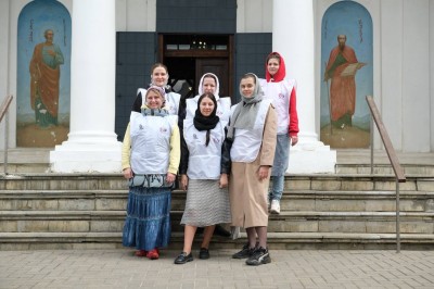Добровольцы «Союза Маринс Групп» помогли Воскресенскому храму в подготовке к Пасхе