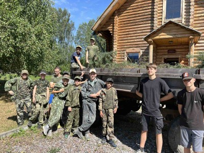 Юные морпехи из Нижнего Новгорода провели сборы в палаточном лагере 
