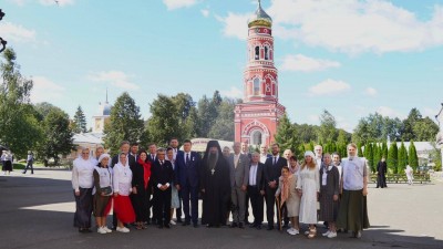 Руководители и добровольцы «Союза Маринс Групп» посетили праздничную службу в Вознесенской Давидовой пустыни